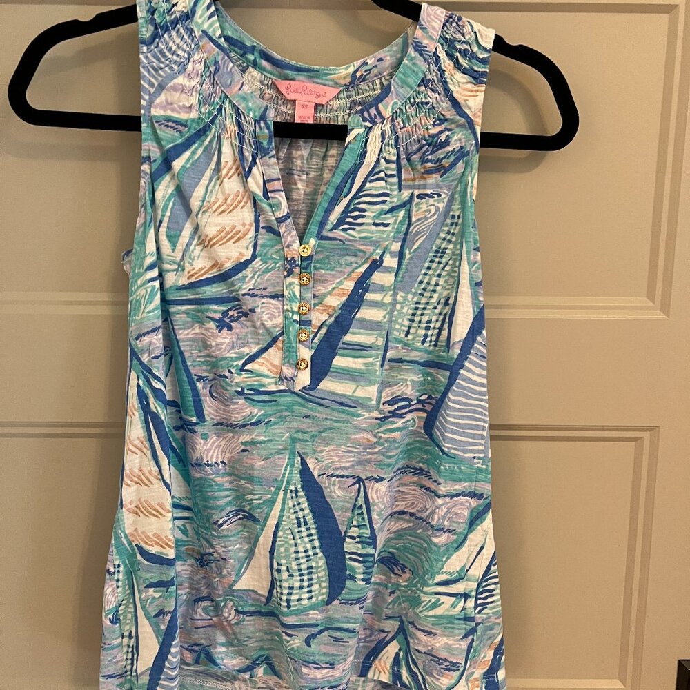 Lilly Pulitzer Essie Tank Top size XS Aqua lavender sailboat print